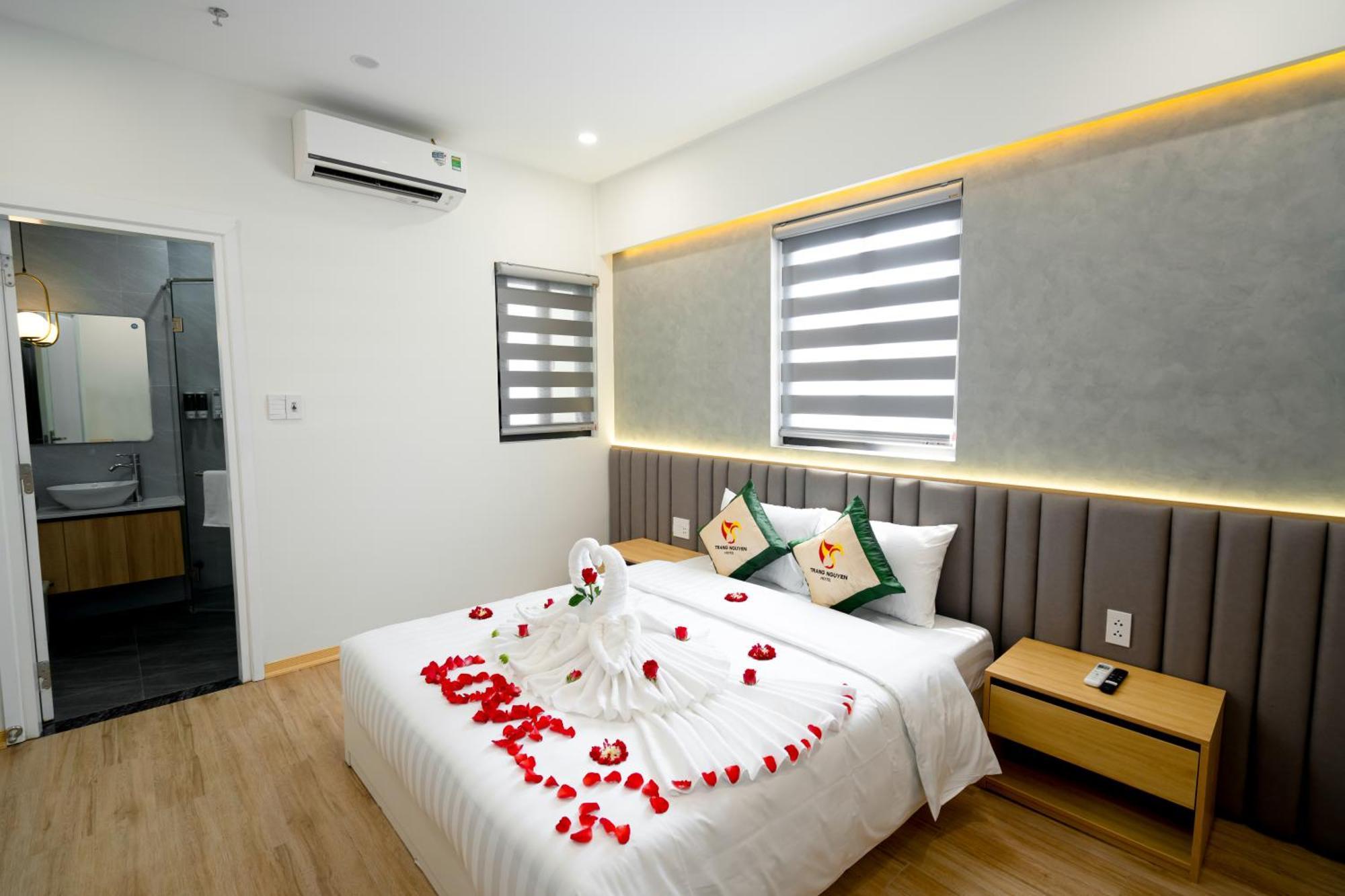 Trang Nguyen Hue Hotel Buitenkant foto