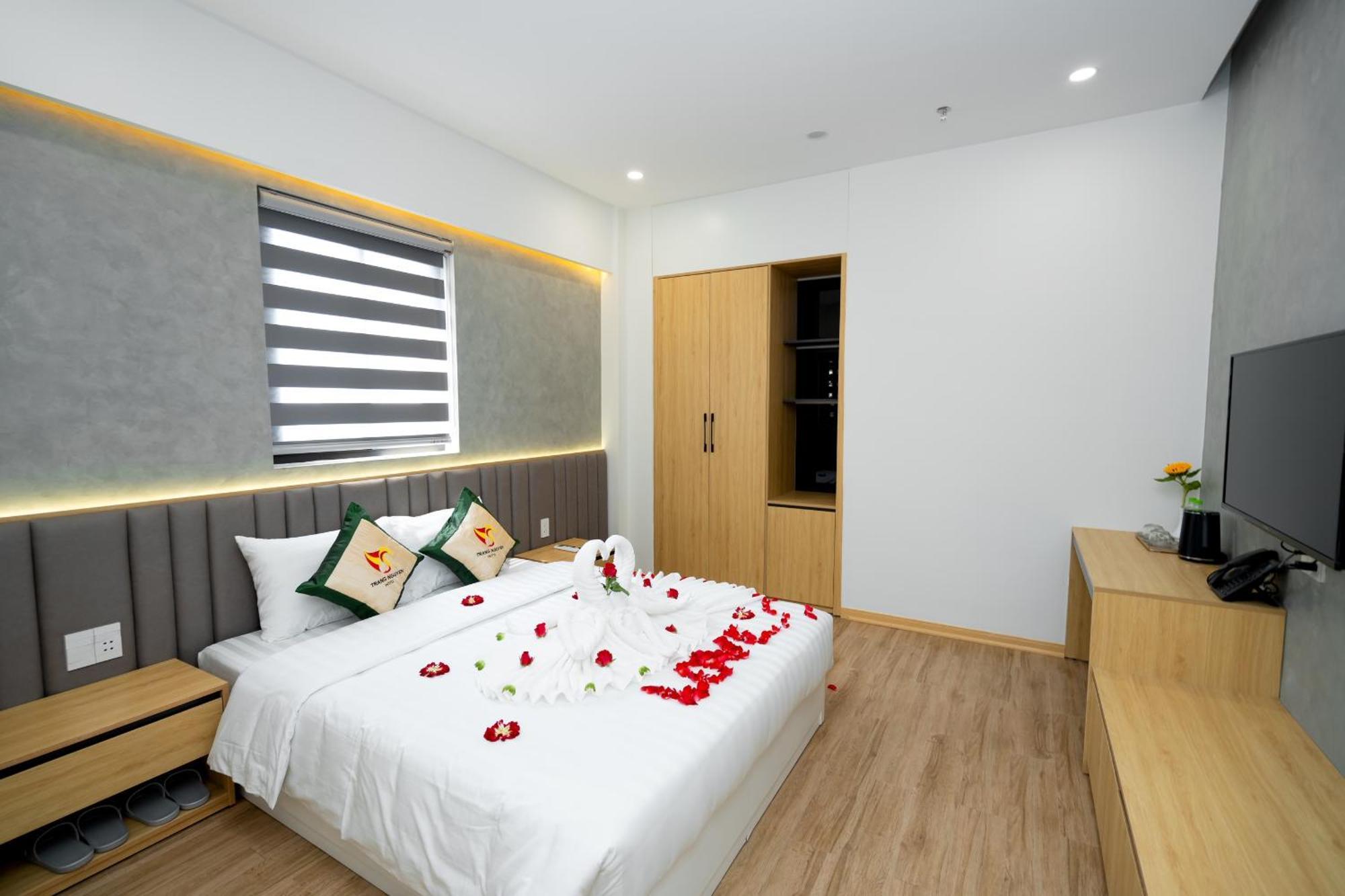 Trang Nguyen Hue Hotel Buitenkant foto