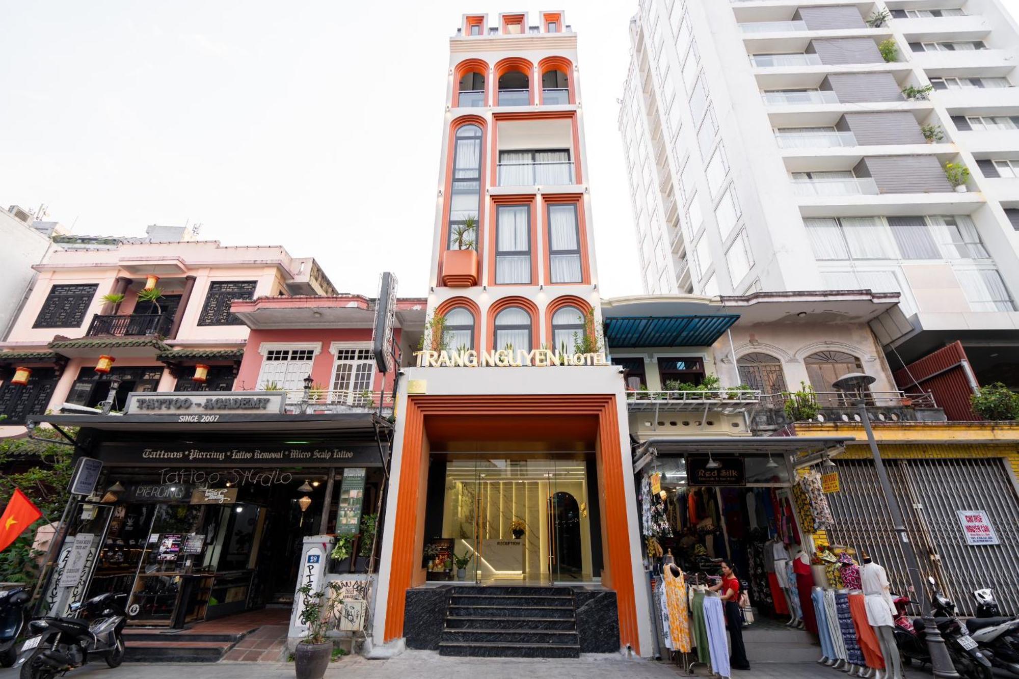 Trang Nguyen Hue Hotel Buitenkant foto